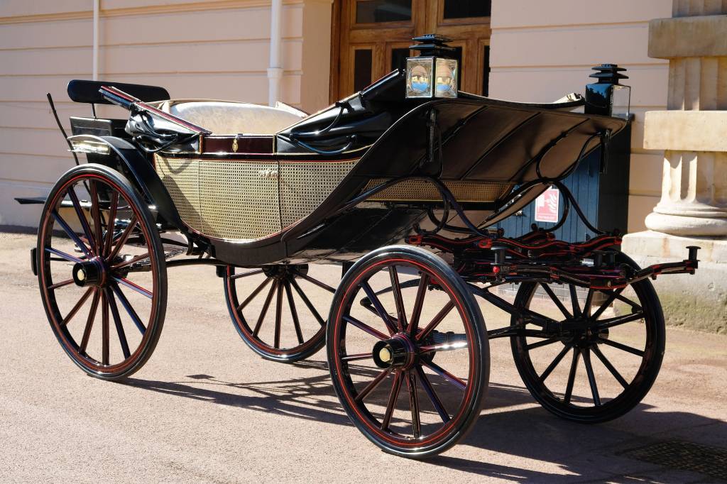 Carruagem Ascot Landau, da família real britânica Carruagem Ascot Landau, da família real britânica