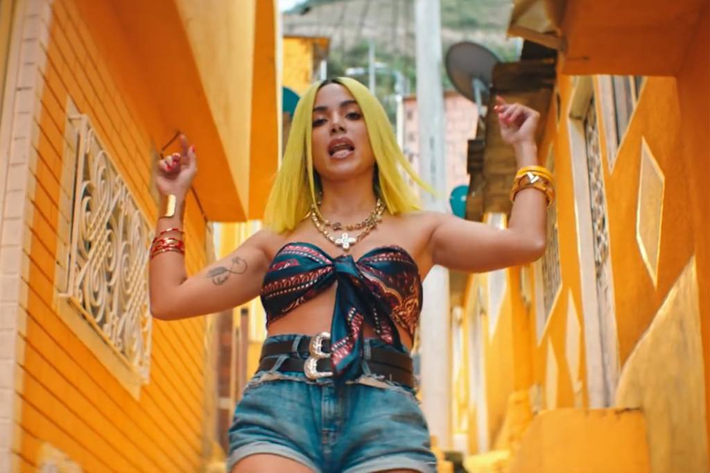 Anitta: ‘Medicina’ é a mistura do Brasil com um tudo – até com vermífugo