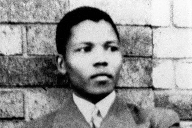 Nelson Mandela em 1937 Nelson Mandela em 1937
