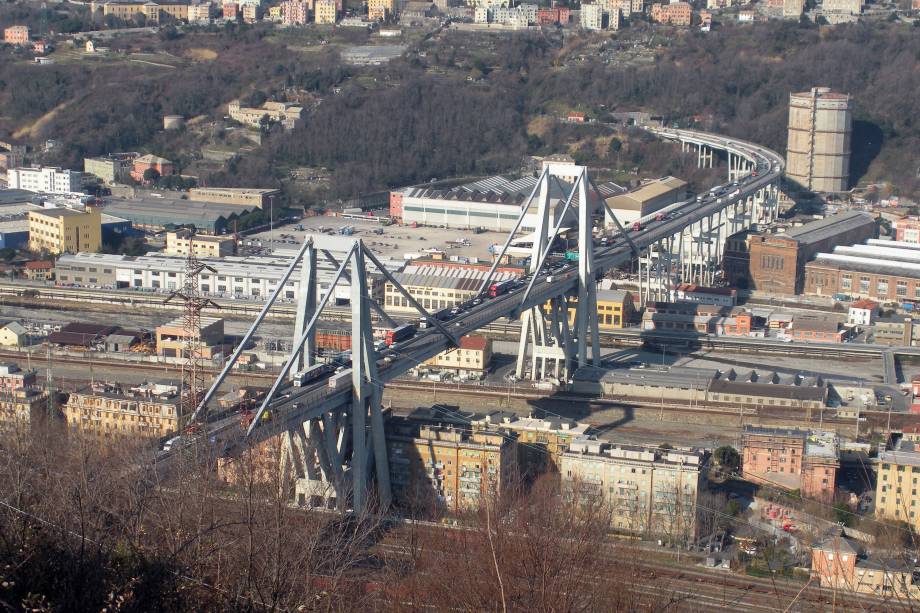 Ponte Morandi em Gênova, na Itália