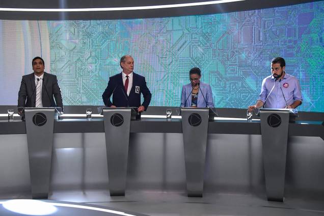 Cabo Daciolo (Patriota), Ciro Gomes (PDT), Marina Silva (Rede) e Guilherme Boulos (PSOL) participam de debate presidencial na TV Record, em São Paulo (SP) - 30/09/2018 Cabo Daciolo (Patriota), Ciro Gomes (PDT), Marina Silva (Rede) e Guilherme Boulos (PSOL) participam de debate presidencial na TV Record, em São Paulo (SP) - 30/09/2018