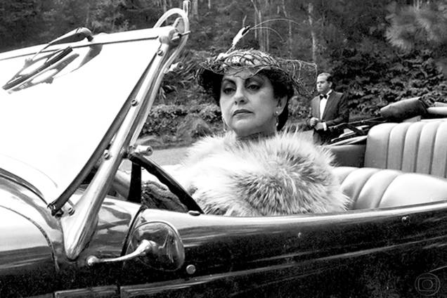Beatriz Segall na série 'A, E, I, O...Urca', de 1990 Beatriz Segall na série 'A, E, I, O...Urca', de 1990