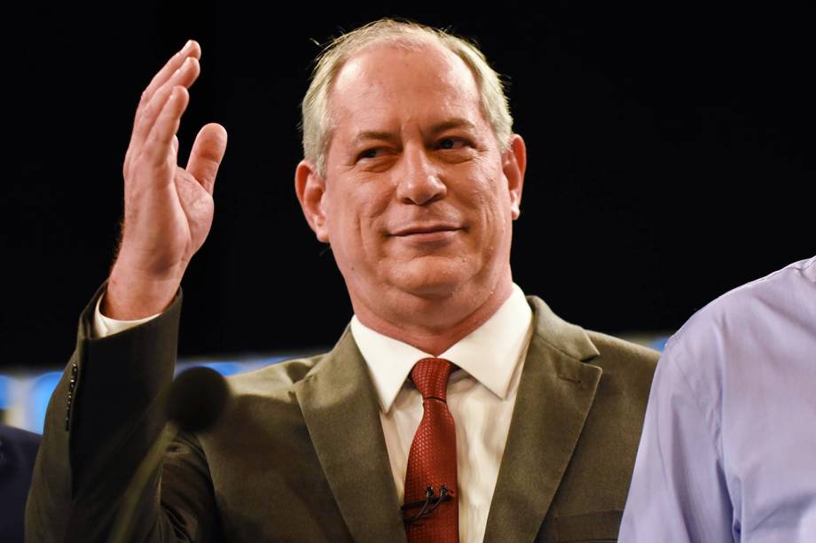 Ciro Gomes (PDT), candidato à Presidência da República, durante debate realizado pela TV Globo - 04/10/2018 Ciro Gomes (PDT), candidato à Presidência da República, durante debate realizado pela TV Globo - 04/10/2018