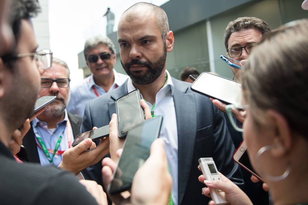 MP investiga Bruno Covas por omissão em queda de viaduto em SP