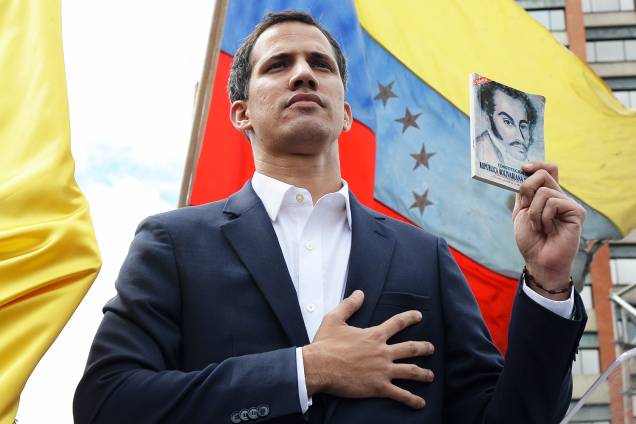 Juan Guaidó, presidente da Assembleia Nacional da Venezuela, realiza juramento e se declara presidente interino do país - 23/01/2019 Juan Guaidó, presidente da Assembleia Nacional da Venezuela, realiza juramento e se declara presidente interino do país - 23/01/2019