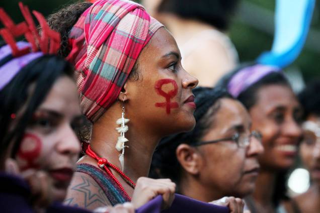 Mulheres realizam passeata durante o Dia Internacional da Mulher, no Rio de Janeiro (RJ) - 08/03/2019 Mulheres realizam passeata durante o Dia Internacional da Mulher, no Rio de Janeiro (RJ) - 08/03/2019