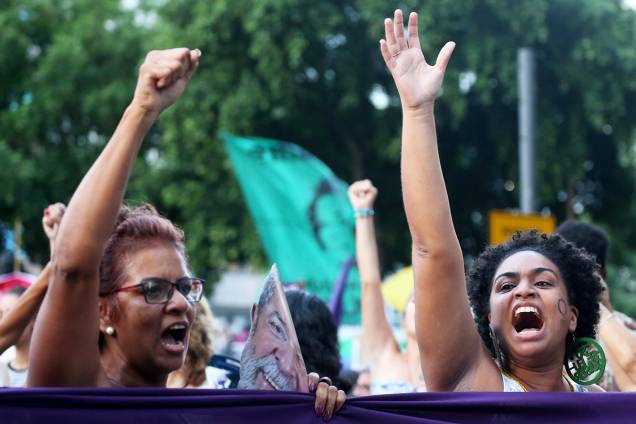 Mulheres realizam passeata durante o Dia Internacional da Mulher, no Rio de Janeiro (RJ) - 08/03/2019 Mulheres realizam passeata durante o Dia Internacional da Mulher, no Rio de Janeiro (RJ) - 08/03/2019