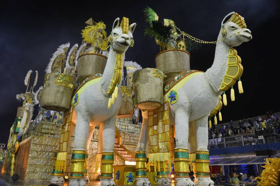 Desfile da escola de samba Unidos de Vila Maria homenageia o Peru no sambódromo do Anhembi, no bairro de Santana, na zona norte de São Paulo - 03/03/2019