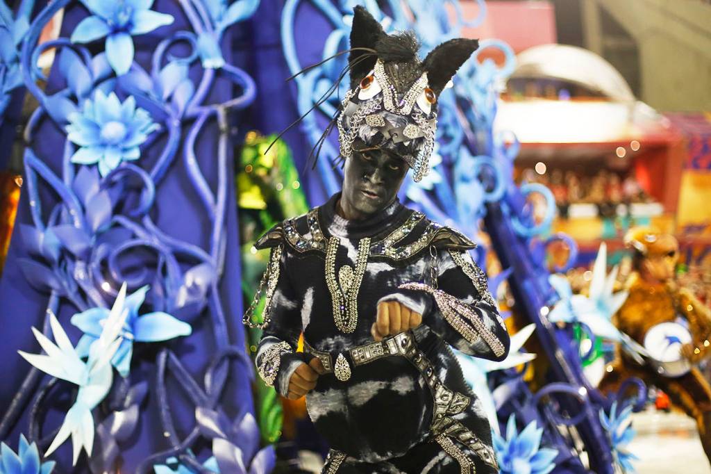 Carnaval RJ – Beija-Flor Carnaval RJ – Beija-Flor