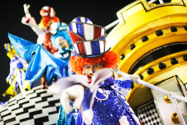 Com o enredo 'E o samba sambou', a escola de samba São Clemente desfila no Sambódromo da Marquês de Sapucaí - 04/03/2019 Com o enredo 'E o samba sambou', a escola de samba São Clemente desfila no Sambódromo da Marquês de Sapucaí - 04/03/2019