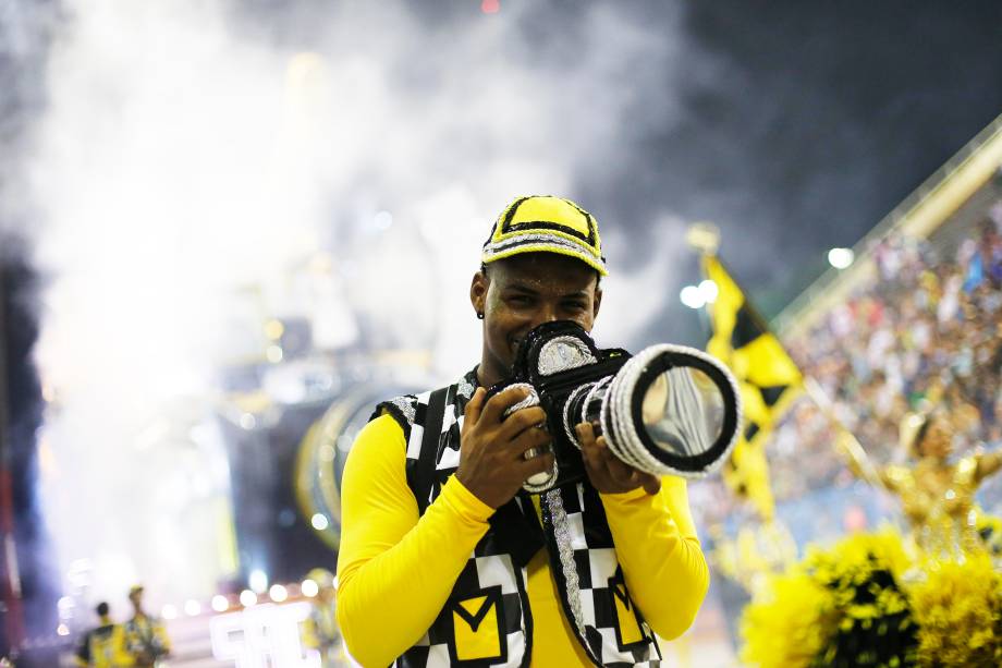 Com o enredo 'E o samba sambou', a escola de samba São Clemente desfila no Sambódromo da Marquês de Sapucaí - 04/03/2019