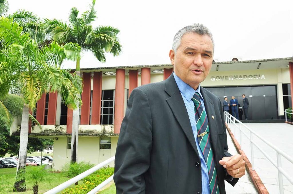 Justiça condena deputado bolsonarista por incentivo a atos golpistas