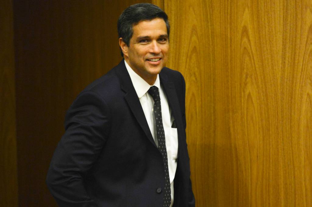 Campos Neto quer Pix para a Europa e diz que Galípolo seguirá inovando