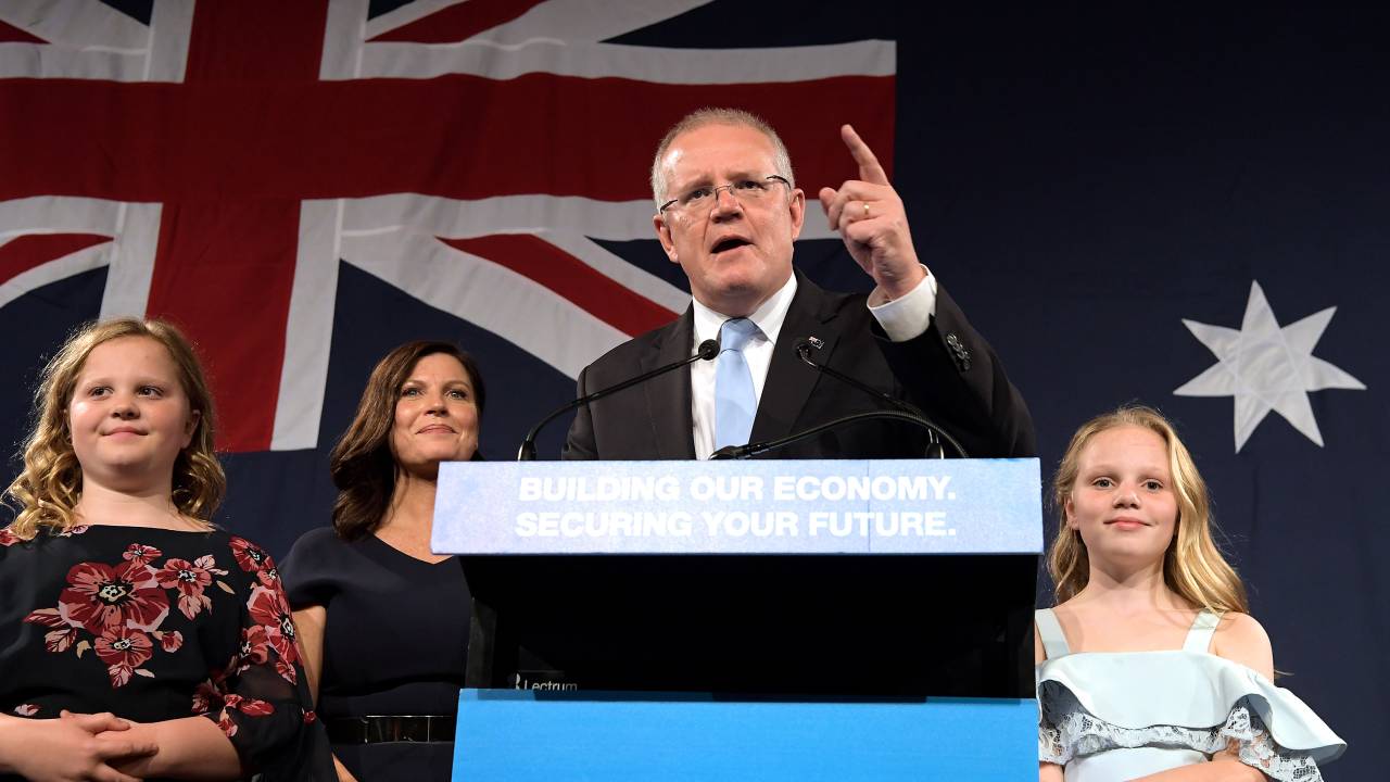 Scott Morrison primeiro-ministro da Austrália, com a esposa Jenny, os filhos Abbey e Lily, comemora depois de vencer a eleição federal de 2019 - 18/05/2019