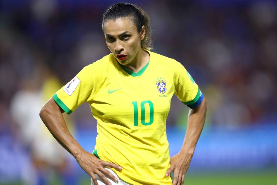 Jogadora Marta desolada após a Seleção da França derrotar o Brasil na prorrogação em jogo válido pela Copa do Mundo Feminina 2019 Oitavas de final - 23/06/2019 Jogadora Marta desolada após a Seleção da França derrotar o Brasil na prorrogação em jogo válido pela Copa do Mundo Feminina 2019 Oitavas de final - 23/06/2019