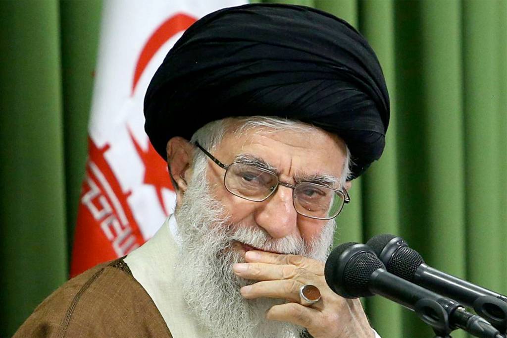 Não haverá conversas com os EUA, diz líder supremo do Irã