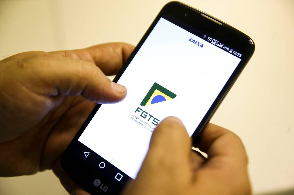 Governo libera saques de R$ 1.045 do FGTS a partir de junho