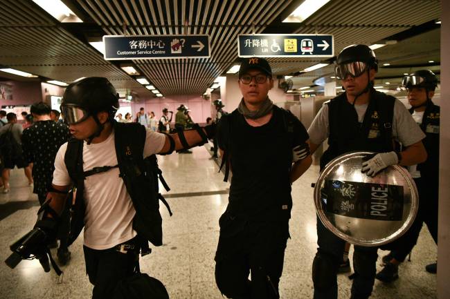 HONG KONG-CHINA-POLITICS-CRIME-UNREST