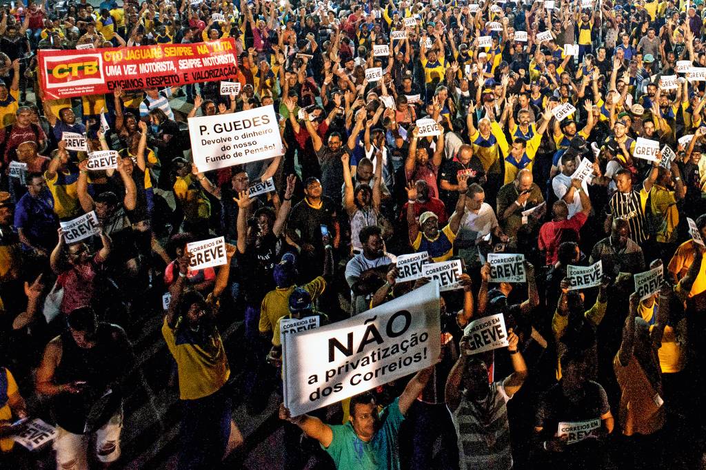 TST determina que 70% dos funcionários dos Correios trabalhem durante greve