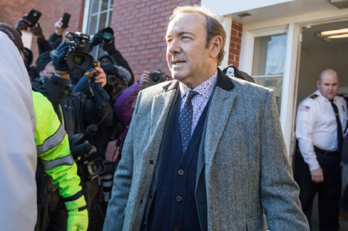 Kevin Spacey deixa tribunal em Massachusetts depois de audiência sobre processo por assédio sexual