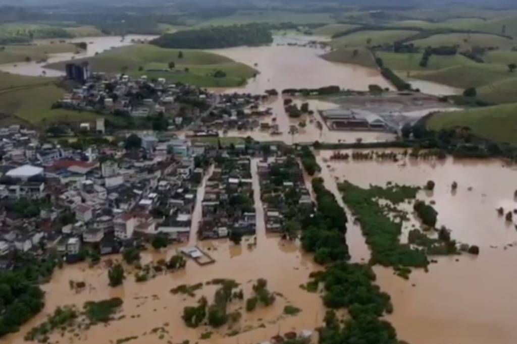 Chuvas causam morte, feridos e deixam mais de 500 desabrigados no ES