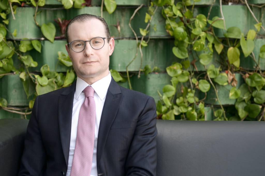 Advogado de Lula e filho do presidente do STJ se tornam réus no Rio