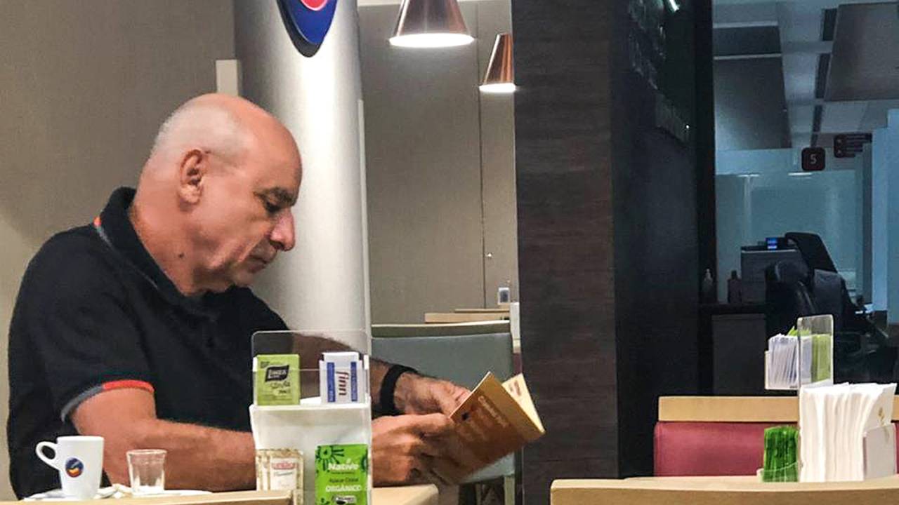 FLAGRA - Fabrício Queiroz: reportagem de VEJA mostrou o ex-assessor de Flávio Bolsonaro no Hospital Albert Einstein