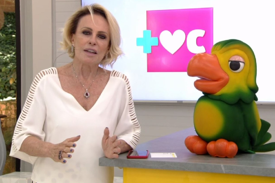 Ana Maria Braga comete gafe ao apresentar Tiago Leifert; veja