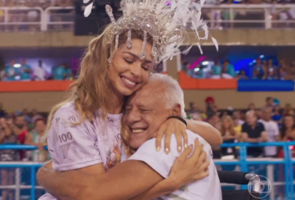 Grazi Massafera e Antonio Fagundes sambam na tela da televisão