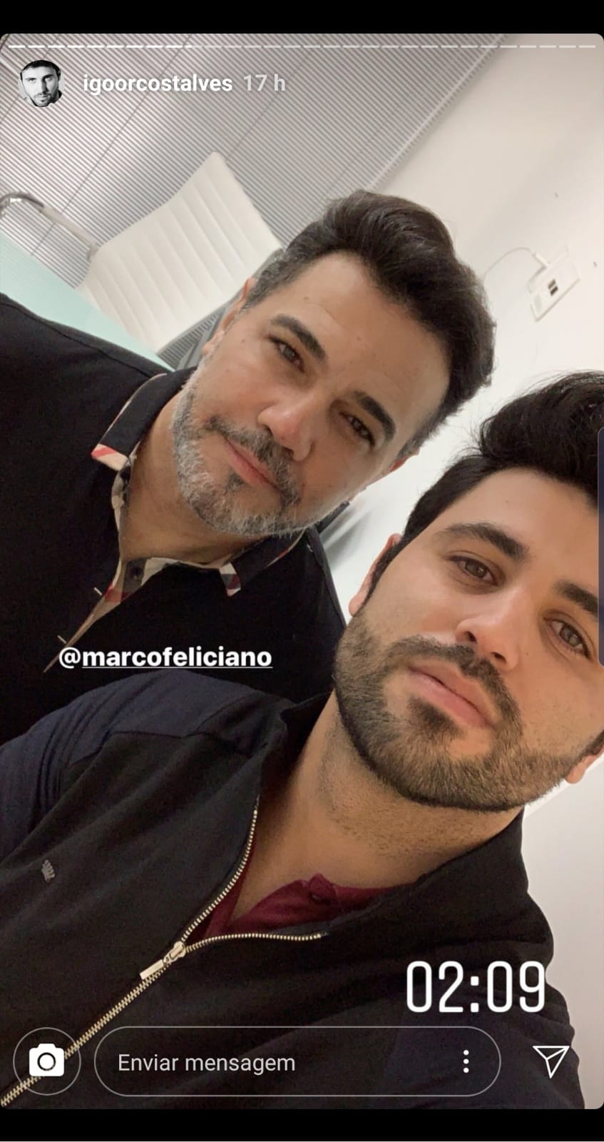 A amizade de Feliciano com o dentista dos artistas