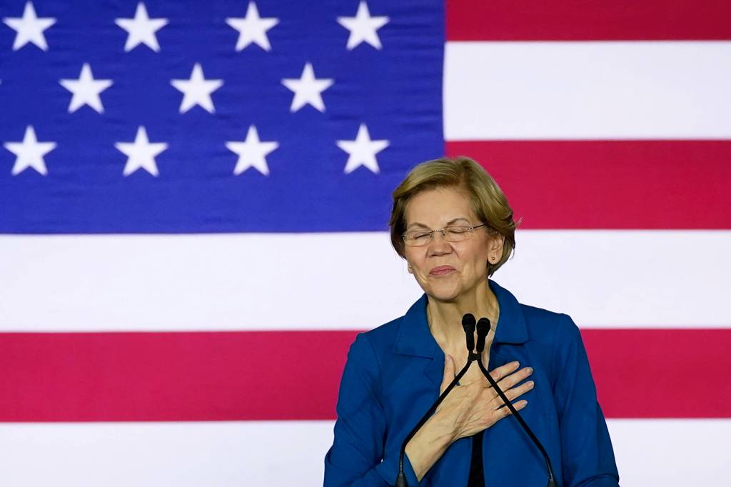 Warren diz que aceitaria ser vice da chapa de Joe Biden