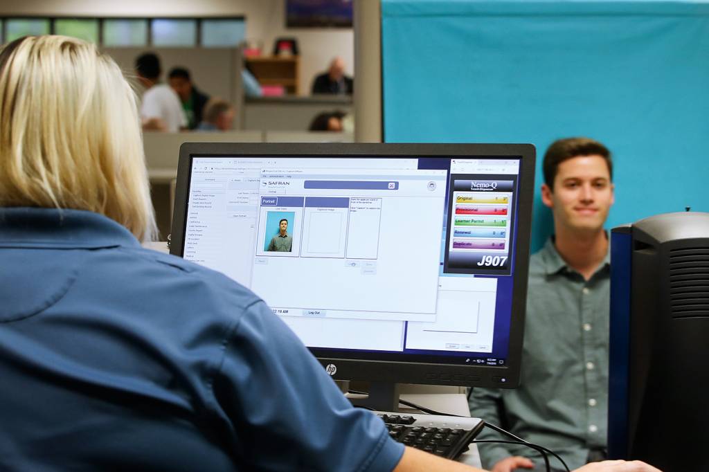 FBI and ICE Use State DMV Databases For Federal Facial Recognition Searches FBI and ICE Use State DMV Databases For Federal Facial Recognition Searches