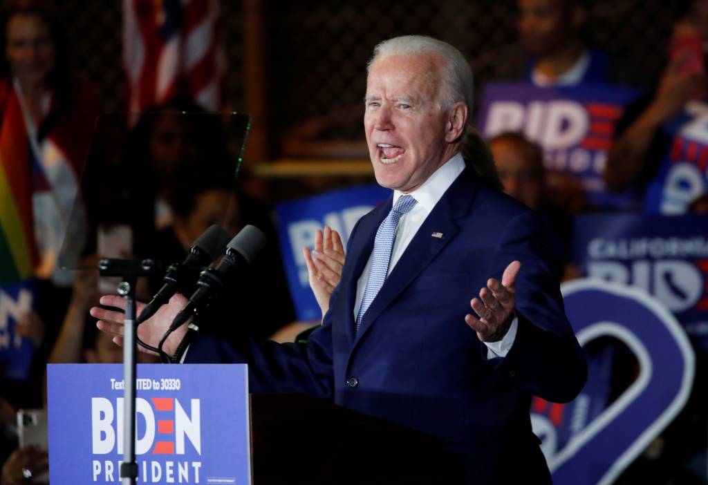Super Terça polariza disputa democrata entre Biden e Sanders