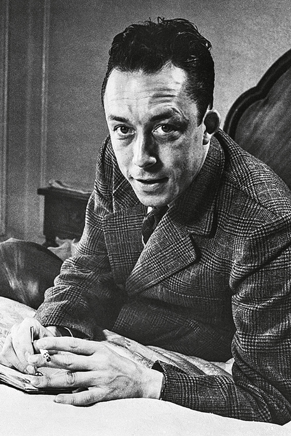camus camus