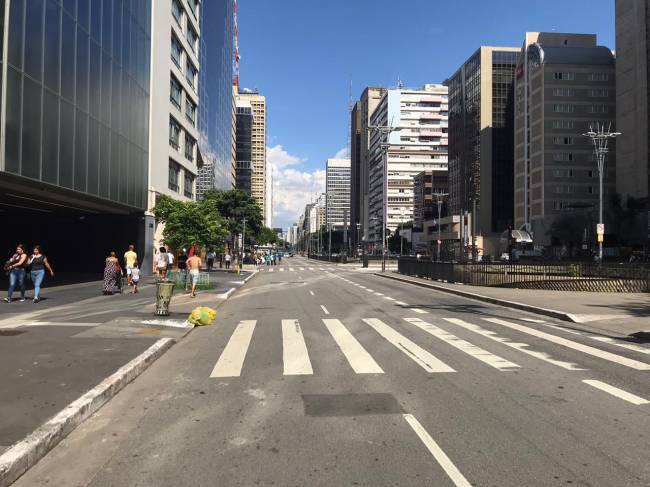 Avenida Paulista Avenida Paulista