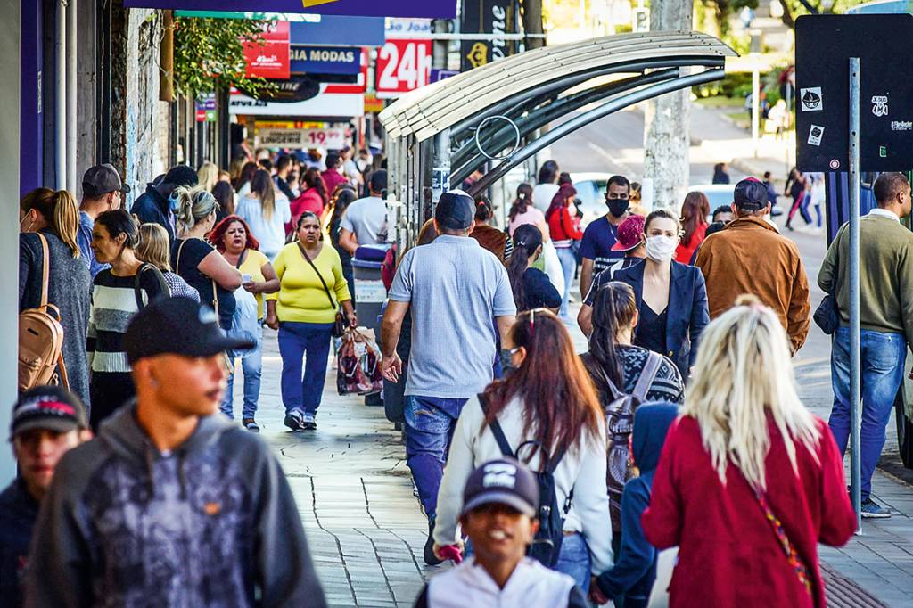 REABERTURA DO COM¿RCIO MOVIMENTA«¿O REABERTURA DO COM¿RCIO MOVIMENTA«¿O