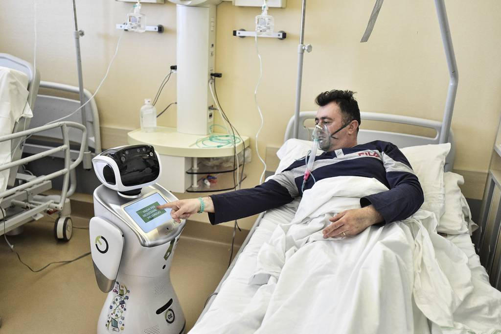 A importância do uso de robôs nos hospitais em tempos de coronavírus