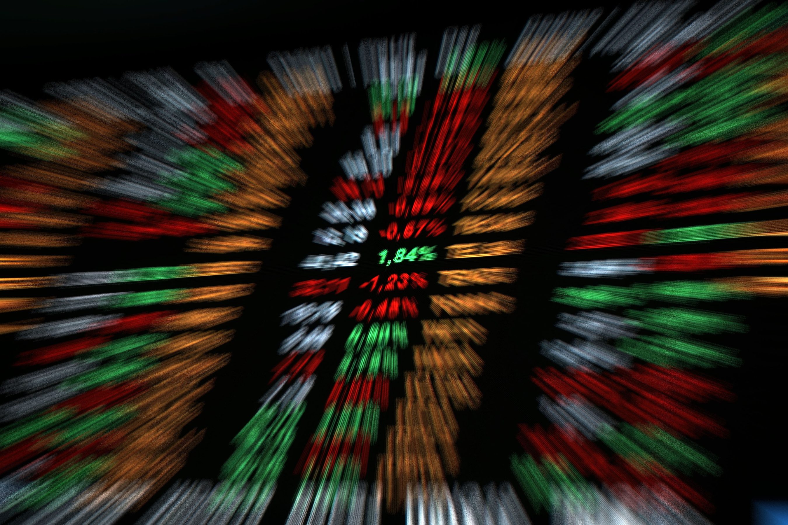 Ibovespa avança mesmo com tensão entre EUA e Irã