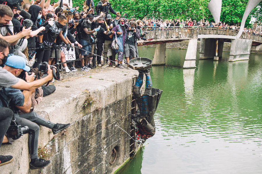 Britânicos desconhecem papel do próprio país no tráfico de escravizados, diz pesquisa