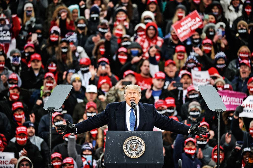 Donald Trump Campaigns For Re-Election In Michigan Donald Trump Campaigns For Re-Election In Michigan