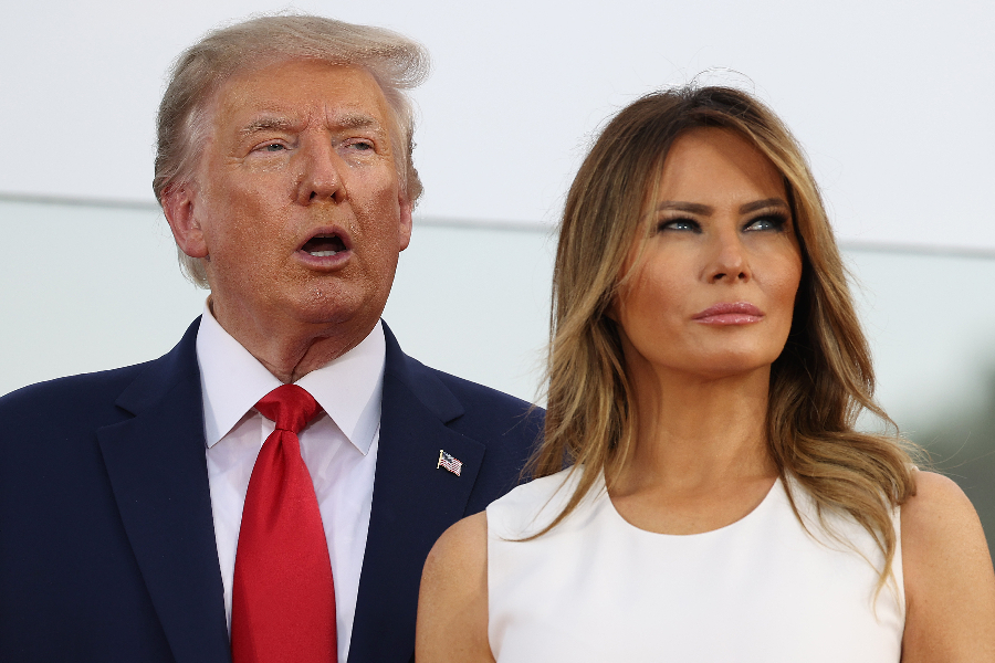 Com chuva de memes e elogios, Melania Trump vira heroína inusitada na Ucrânia; entenda