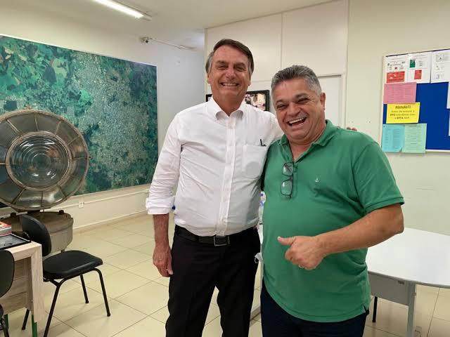 Bolsonaro recebeu candidato a prefeito que já foi hóspede da Papuda