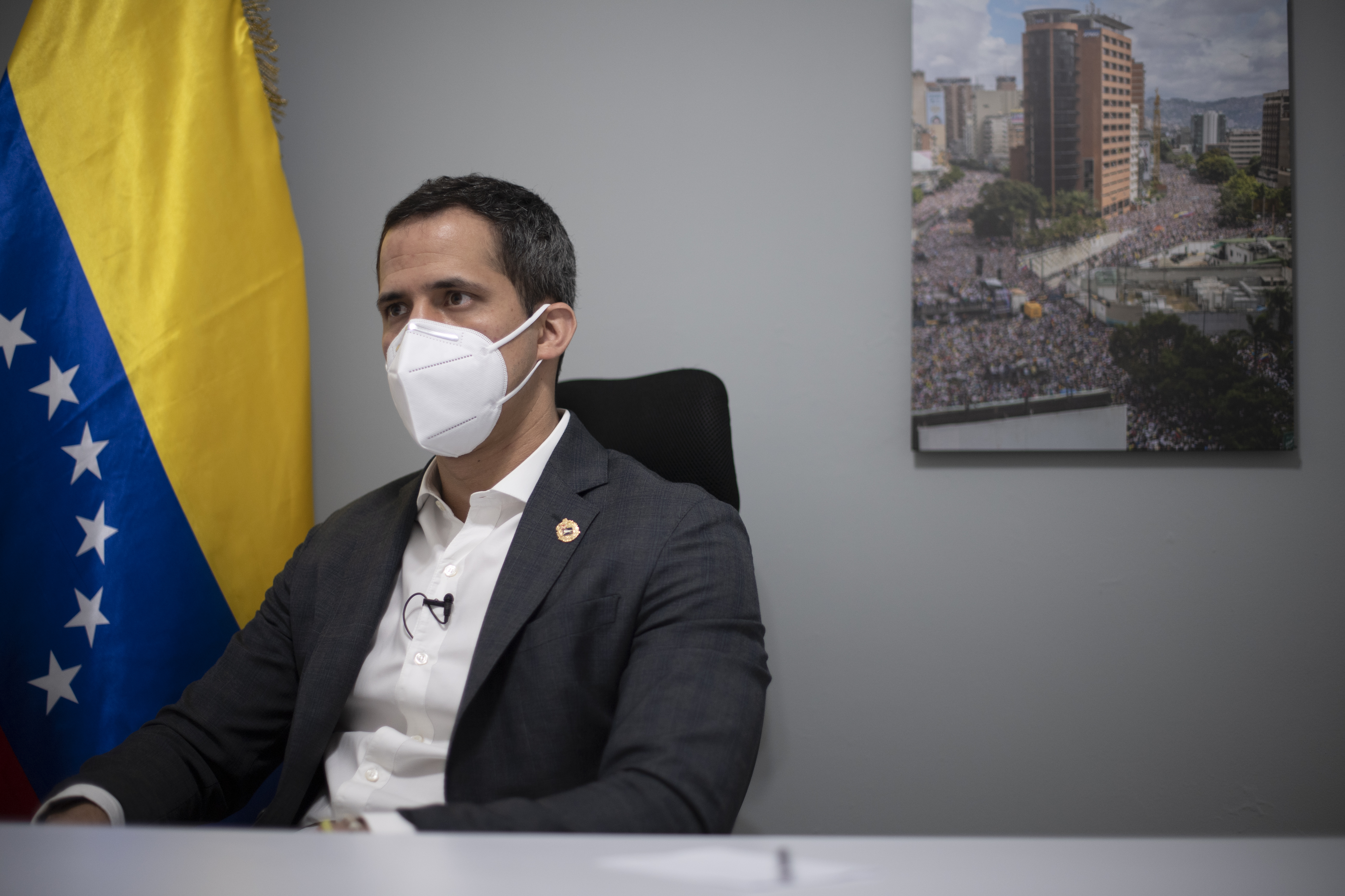 Fraudes e boicote marcam eleições legislativas na Venezuela neste domingo