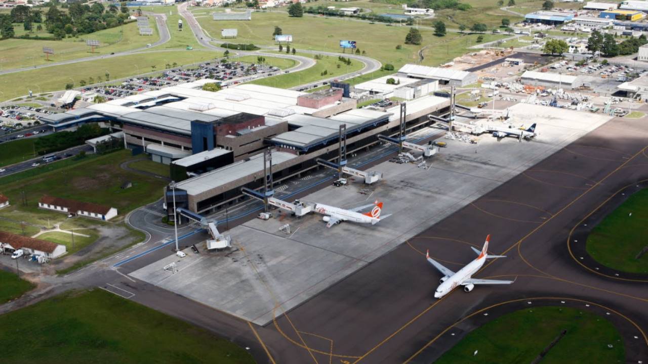 Aeroporto Afonso Pena, em Curitiba