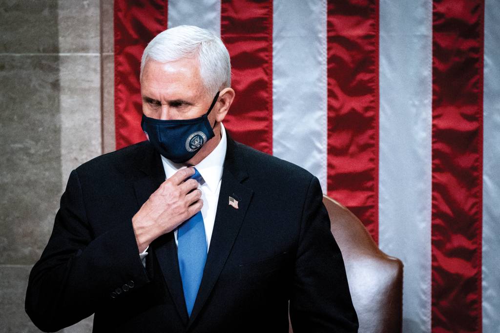 Congress Holds Joint Session To Ratify 2020 Presidential Election PASSO ATRÁS - Pence: primeiro desafiou o chefe, como outros caciques republicanos. Depois, se recusou a afastá-lo -