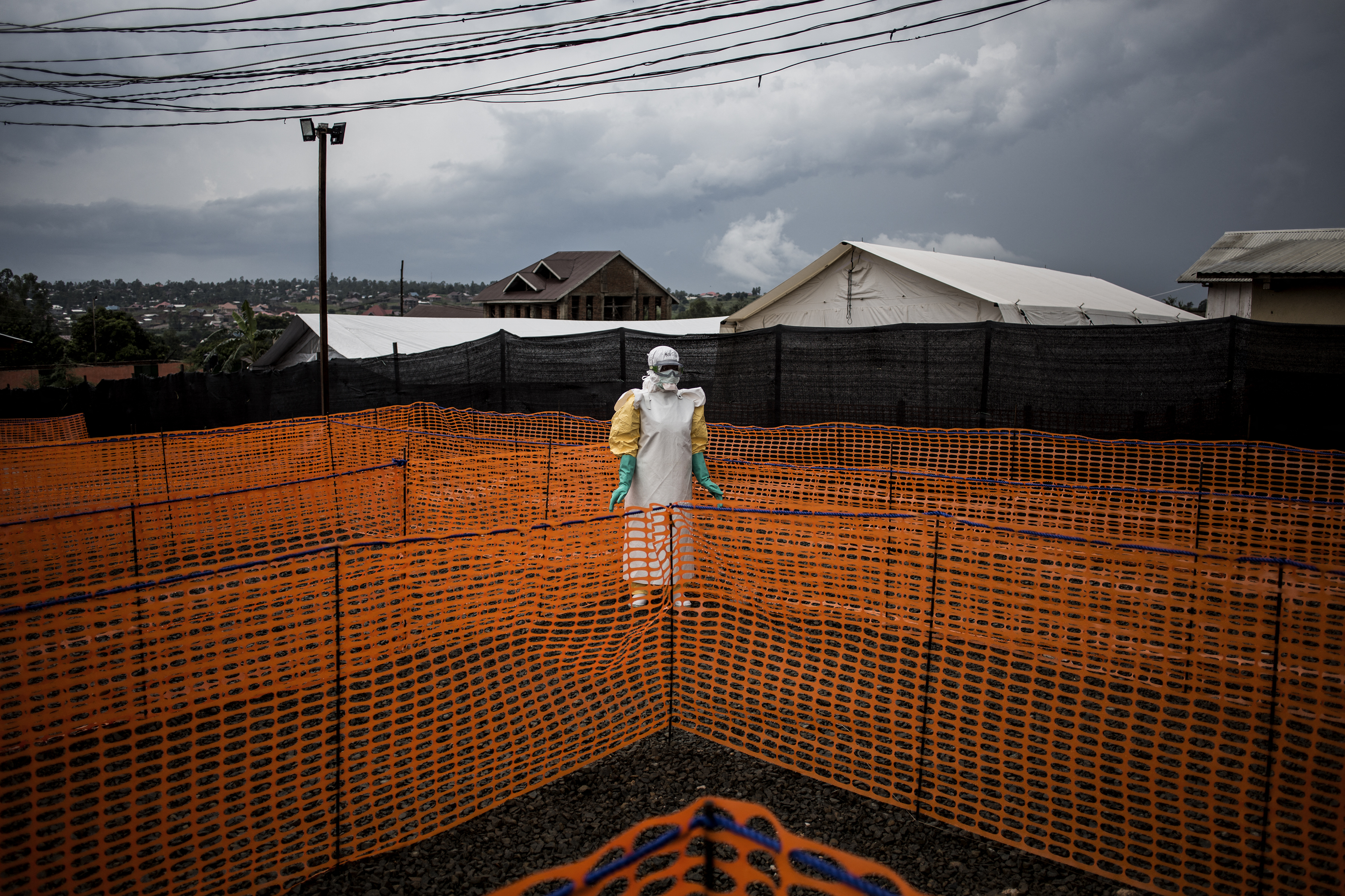 Ebola: OMS declara emergência internacional após avanço de casos no Congo e Uganda