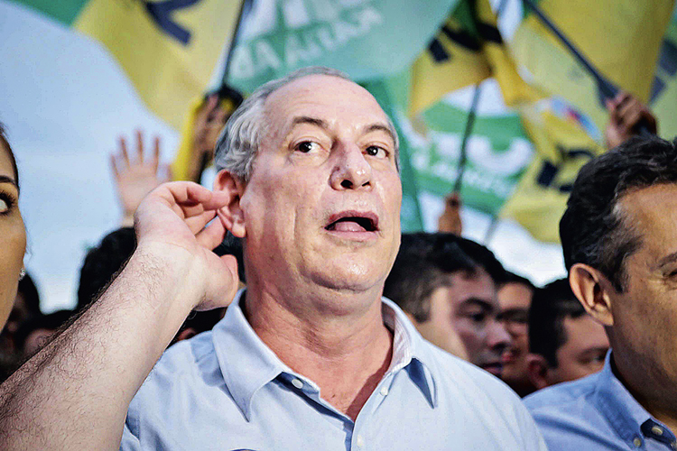CIRO-GOMES-CAMPANHA-2018-3076.jpg **ATENÇÃO**NÃO REUTILIZAR ESTA IMAGEM, SUJEITO A COBRANÇA POR USO INDEVIDO**FOTO EXCLUSIVA PARA A UTILIZAÇÃO APENAS NA REVISTA VEJA**