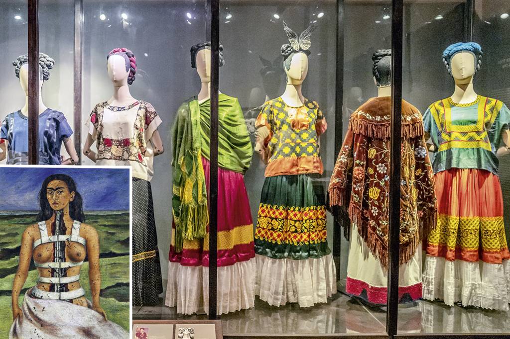 GettyImages-1125945595.jpg AS CORES DA DOR - À esq, o chocante A Coluna Partida (1944); acima, as roupas de Frida: as vestimentas escondiam as feridas que ela expunha nas obras -