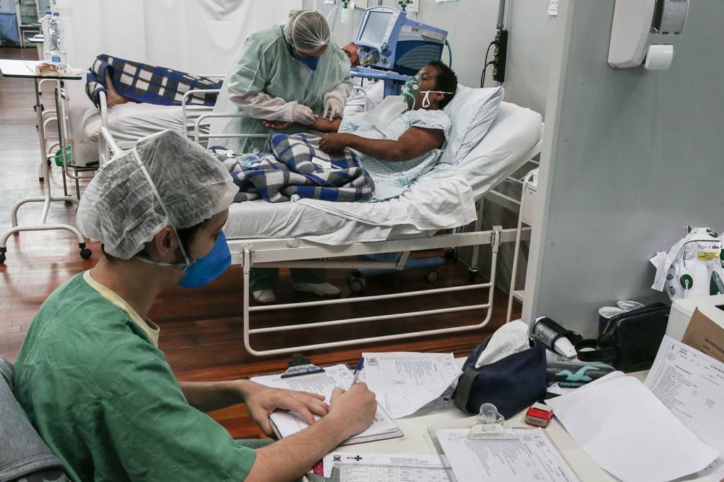 Covid-19: Na contramão do país, Acre e Paraná têm alta na média de mortes