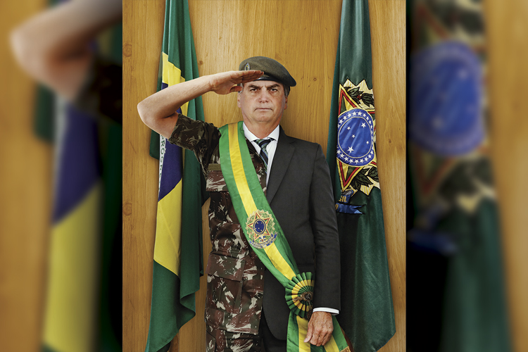 Imagem de militares no governo ajuda Bolsonaro nas urnas, aponta pesquisa